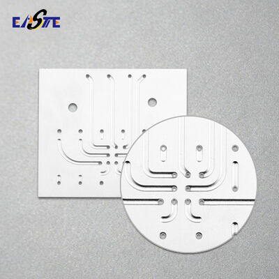 Services de gravure de titane de précision Fabrication de métaux certifiés ISO