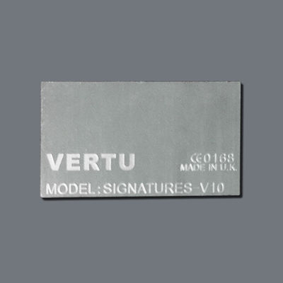 Un bon prix. Étiquettes/plaques d'identification métalliques en aluminium sur mesure en gros en ligne