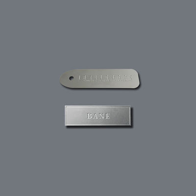 Un bon prix. Fabricant de badges de gravure en aluminium personnalisé de haute qualité en Chine en ligne