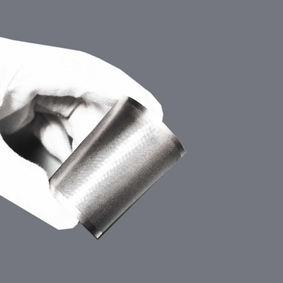 Un bon prix. Écrans filtrants à gravure chimique métallique personnalisés pour pièces de précision en ligne