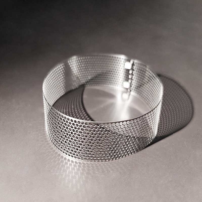 Un bon prix. Filtre à micro-trous de 0,03 mm en acier inoxydable en ligne