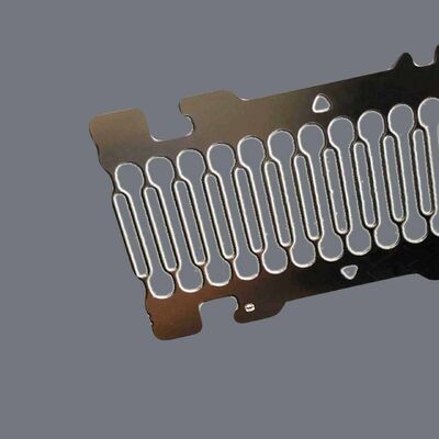 Un bon prix. Lames métalliques gravées sur mesure pour les rasoirs électriques avec des performances constantes et confortables en ligne