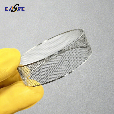 Un bon prix. Écran filtrant gravé en acier inoxydable 304 de précision personnalisée 0,1 mm pour détecteur de fumée en ligne