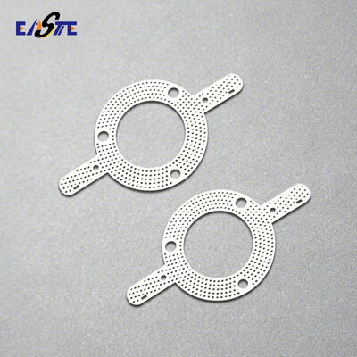 Un bon prix. Des feuilles métalliques sur mesure de 0,01-0,3 mm par usinage par gravure photochimique en ligne